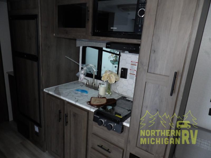Coachmen Kitchen